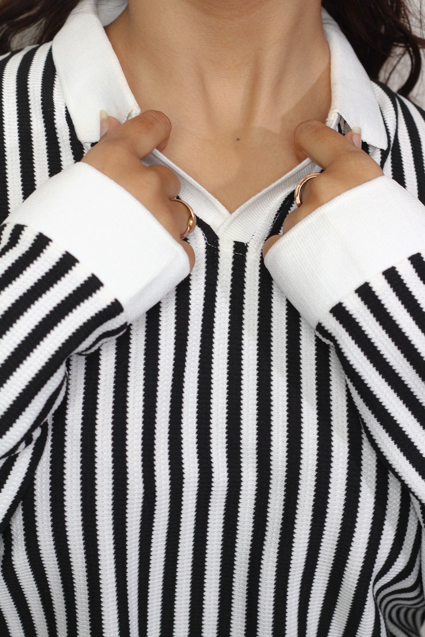 Monochrome Vertical Stripe Polo Knit